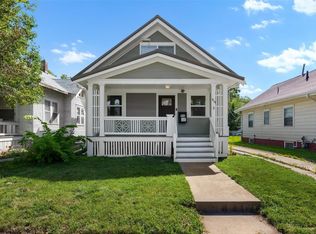 814 Oakland Rd NE, Cedar Rapids, IA 52402