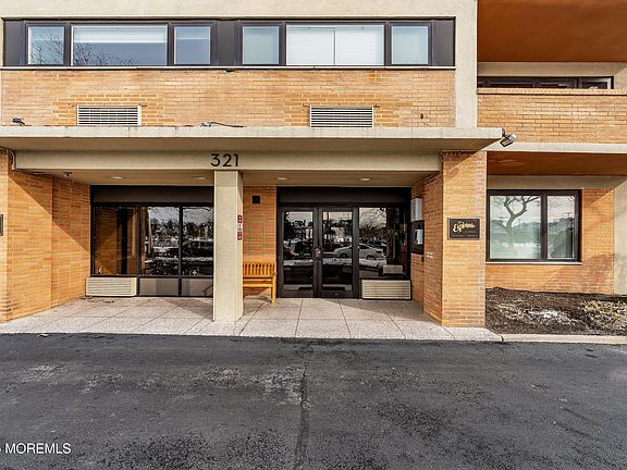 2nd image of 321 Sunset Ave APT 3H