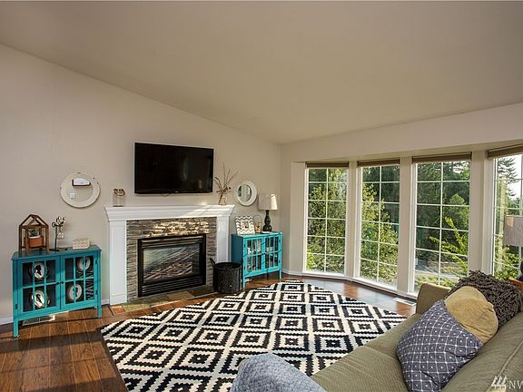 4th image of 5505 78th Ave NE