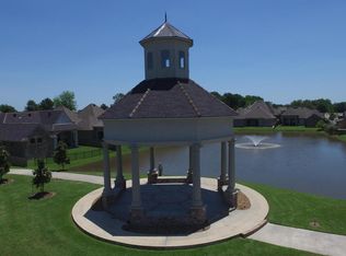 208 Rue De La Rochelle, Broussard, LA 70518