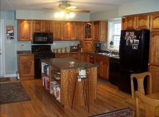 53 Cedar St, Calais, ME 04619