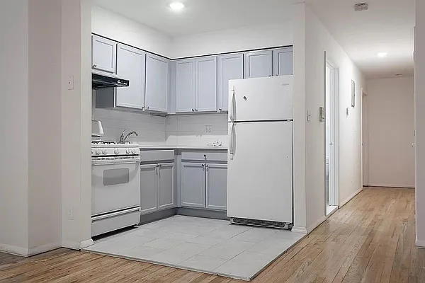 Rented by Dream Space Realty | media 3