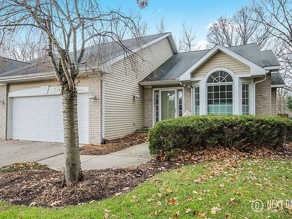 4th image of 1785 Sanderling Ct NE #83