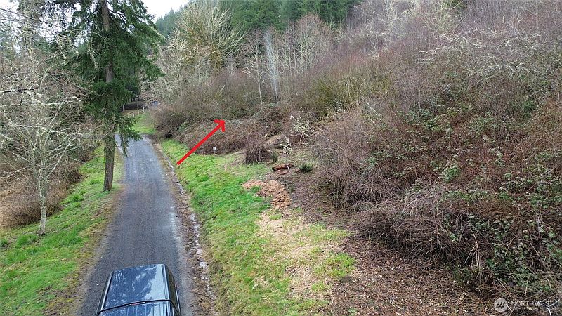 2nd image of 573 Clearwater Road