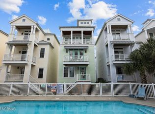 107 W Bogue Blvd #8, Atlantic Beach, NC 28512