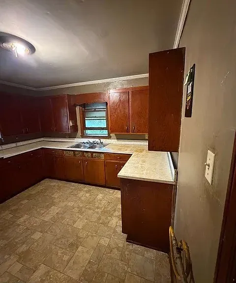 2320 Beech Ave — Photo 7