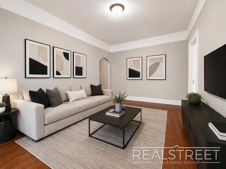 1st image of 693 E New York Ave APT 2R