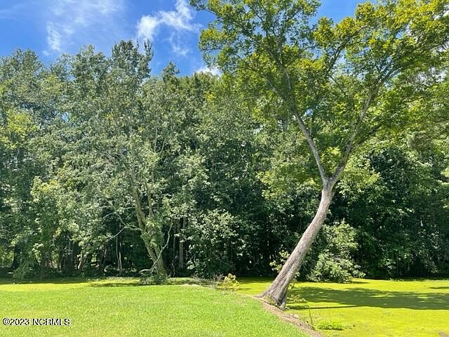 2nd image of 1544 Waccamaw Shores Road