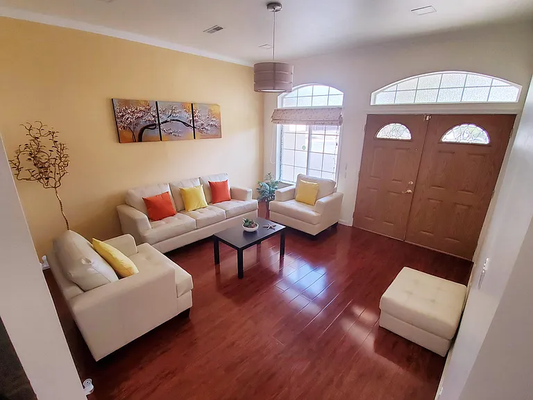 1421 Four Oaks Rd — Photo 11