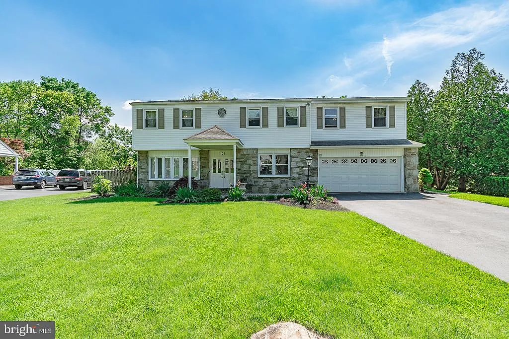 108 Red Rambler Dr photo 1