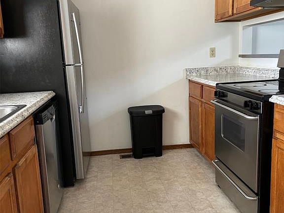 2nd image of 7546 Madrid Ct