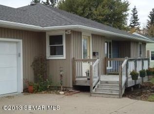 204 3rd Ave NE, Hayfield, MN 55940