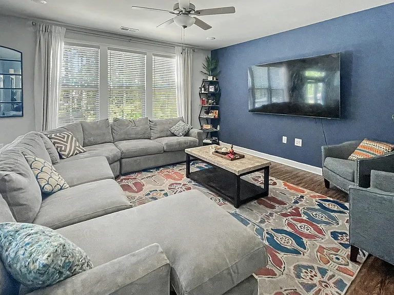 81 Alder Creek Ct — Photo 9