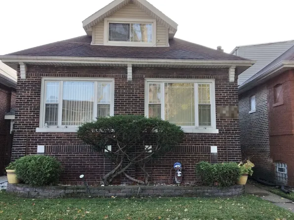 8737 S Essex Ave, Chicago, IL 60617
