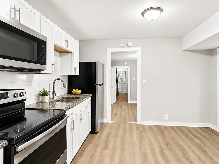 181 Sheridan Ave #1 — Photo 6