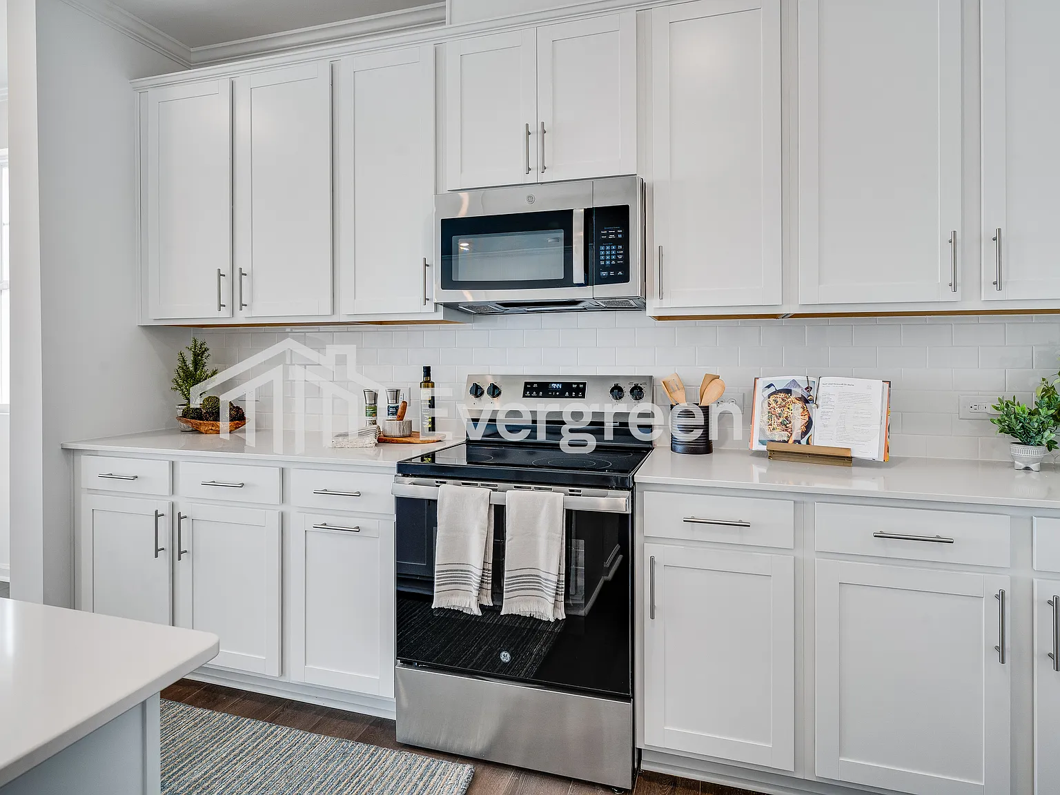 3 bed, 2.5 bath, 1805 sqft, $2,045 — Photo 3