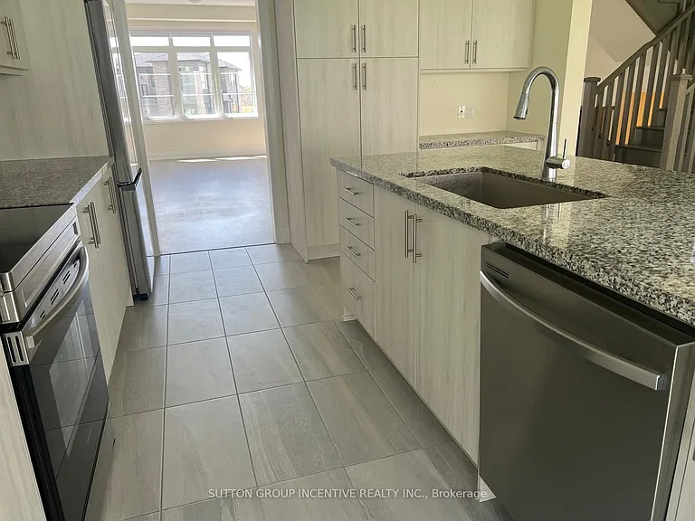 47 Bearberry Rd — Photo 7