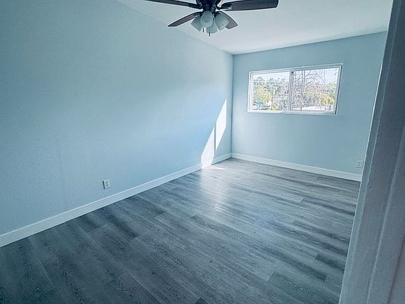 4th image of 1616 Yosemite Dr #4745-04