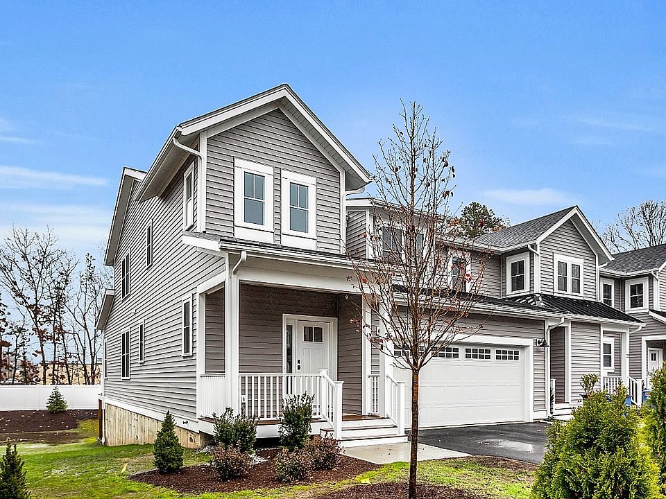 1st image of 7 E Dexter Ave #13