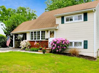 23 Mastogen Dr, Somerville, NJ 08876