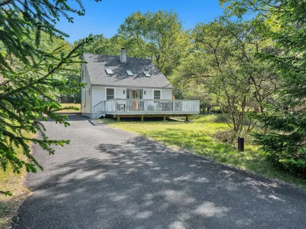 161 Poplar Pl, Blakeslee, PA 18610