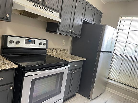 3rd image of 207 Long Plantation Blvd #A