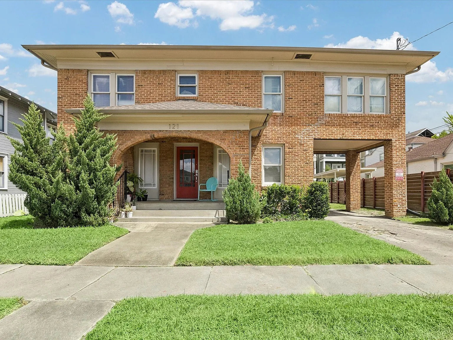 1 bed, 1.0 bath, 781 sqft, $1,600 — Photo 1
