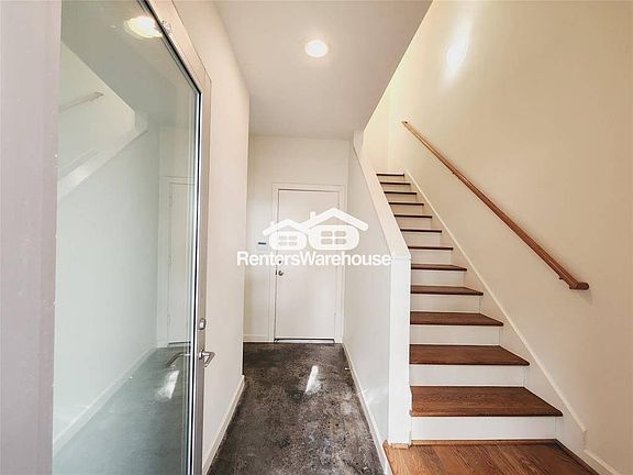 4th image of 1842 Maryland St