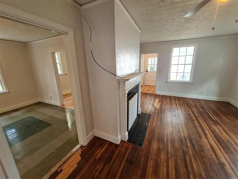 2113 Brewton St — Photo 2