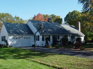 5529 Rosecliff Dr, Lorain, OH 44053
