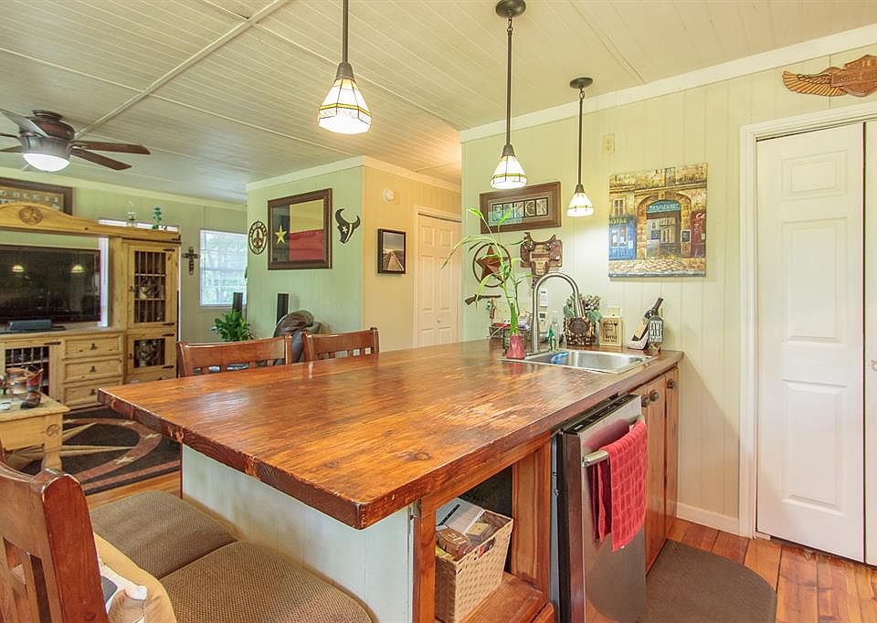 1st image of 24229 Clear Creek Cir