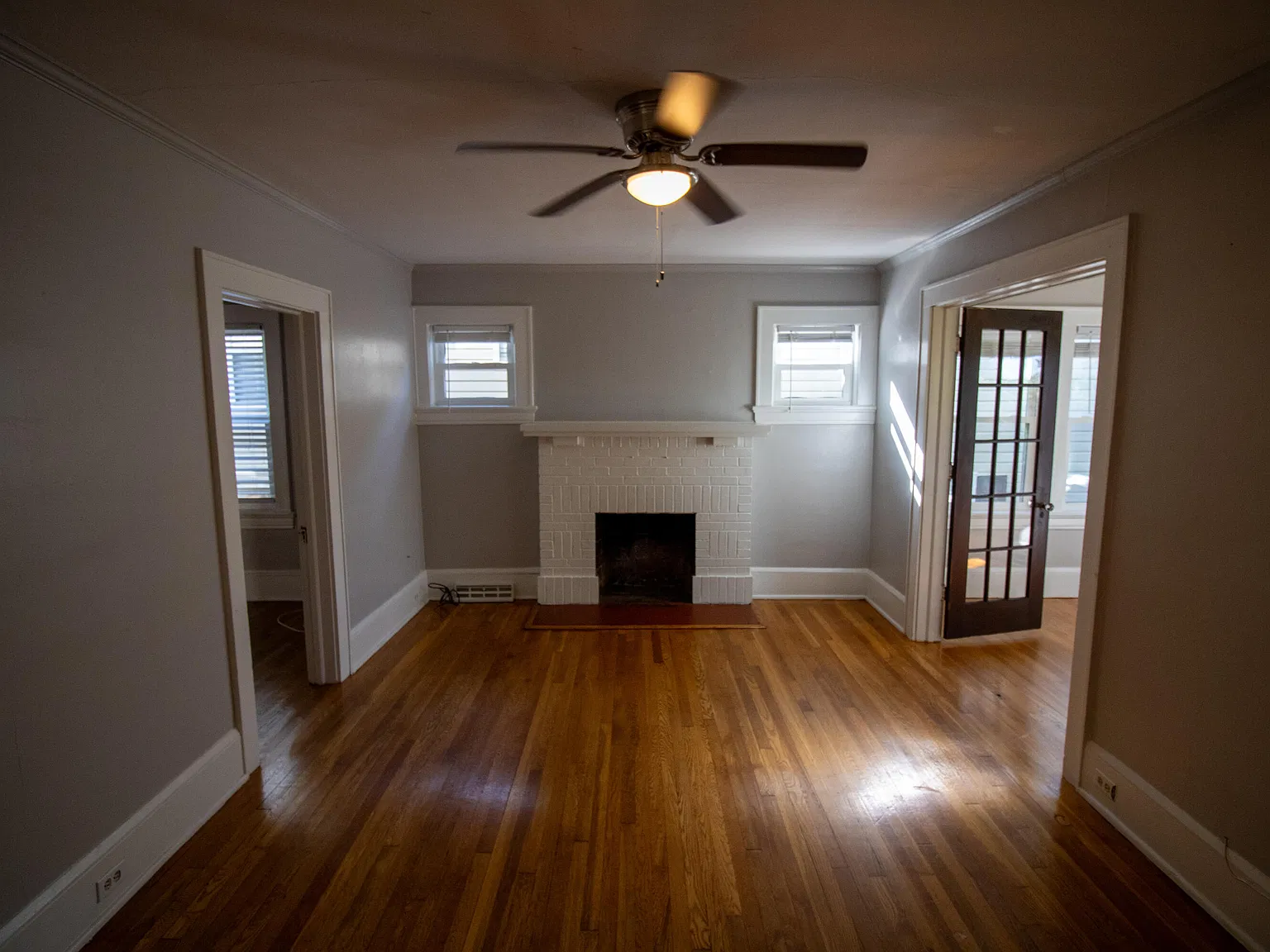 1 bed, 1.0 bath, 1036 sqft, $1,200 — Photo 3