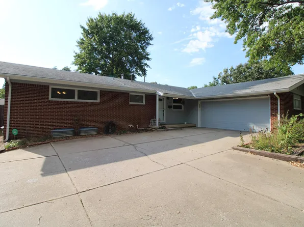 827 N Westlink Ave, Wichita, KS 67212