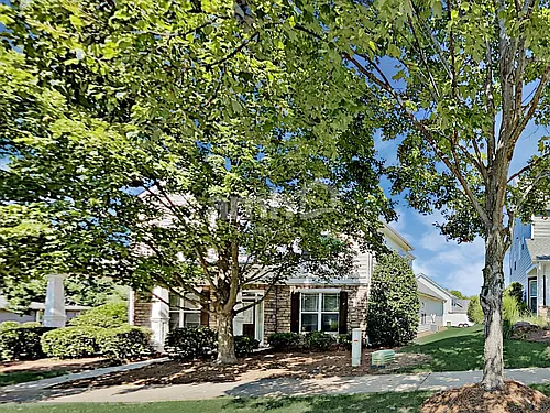 208 Harmony Lake Dr Photo 1