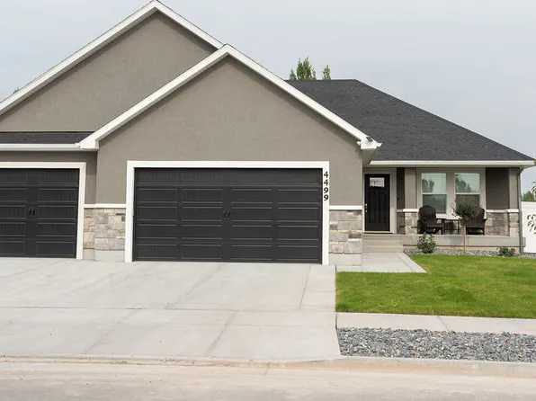 4499 Blackstone Dr, Idaho Falls, ID 83404