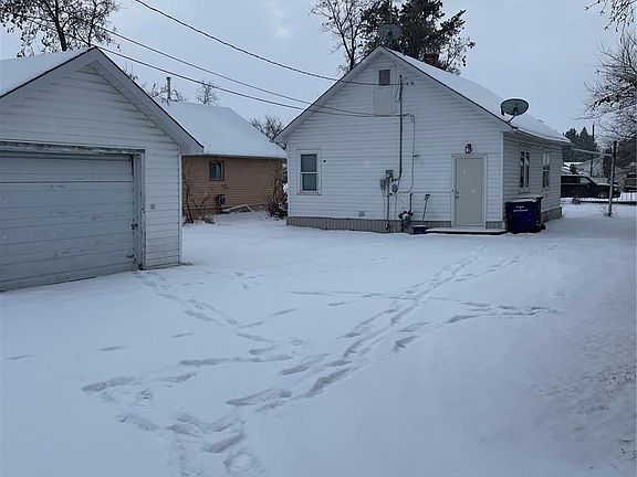 3rd image of 411 1st St W