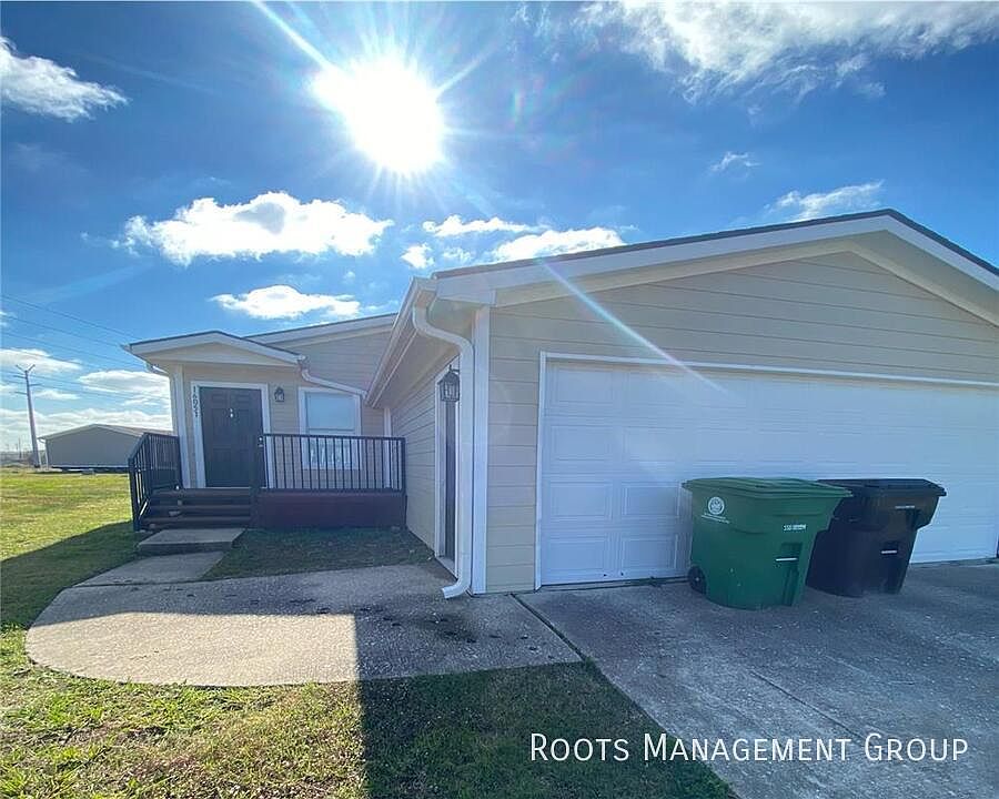 1st image of 16051 Clarke Springs Dr #16051C