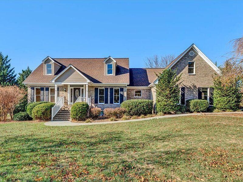 4085 Mountain Pass Rd, Troutville, VA 24175 | Zillow