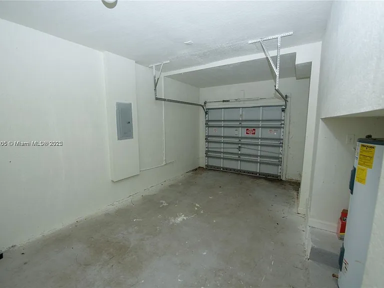 174 NE 32nd Ter #174 — Photo 48
