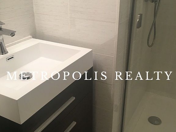 3rd image of 3076 36th St