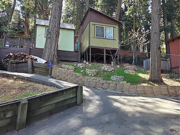 3rd image of 23553 Lake Dr