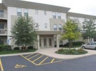 34435 N Old Walnut Cir UNIT 306, Gurnee, IL 60031
