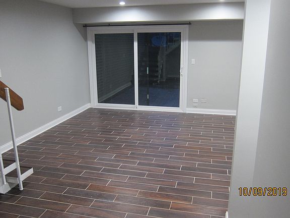 Enter Lower Area From Garage
