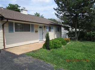 33 Winthrop Rd, Edison, NJ 08817