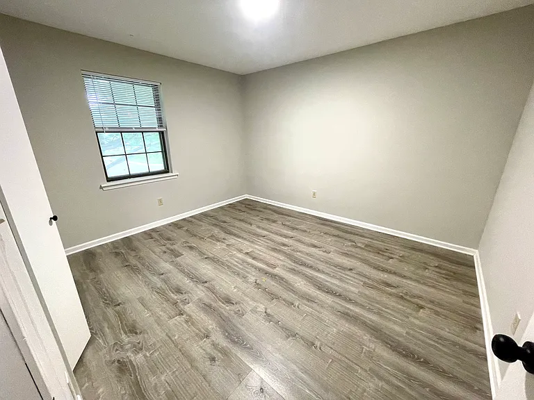 4515 W Millbrook Dr #C — Photo 7