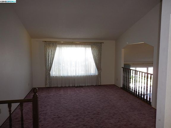 3rd image of 2408 Candlestick Dr