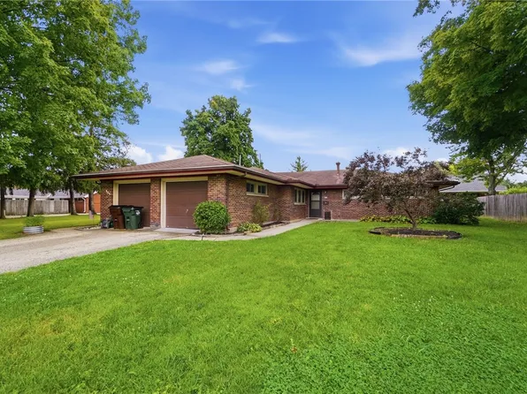 850-854 E Dorothy Ln, Dayton, OH 45419