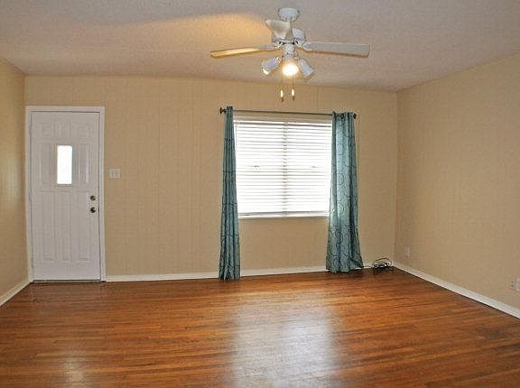 2nd image of 305 E 12th St