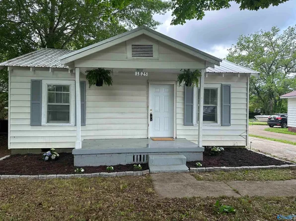 1825 Eisenhower St, Gadsden, AL 35904