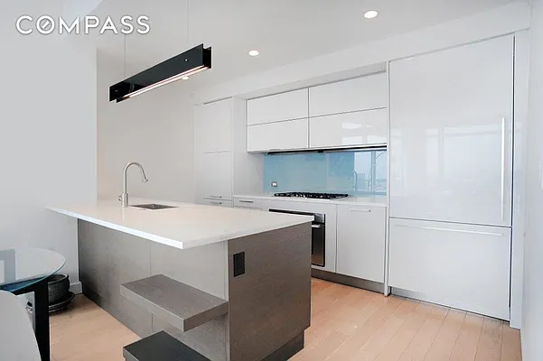 Sold by Compass | media 3